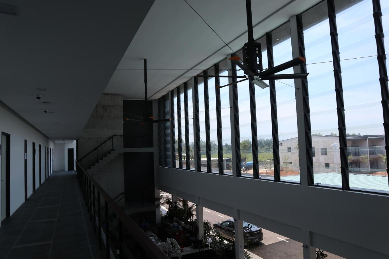 Roxy Sematan Villa & Townhouse Экстерьер фото