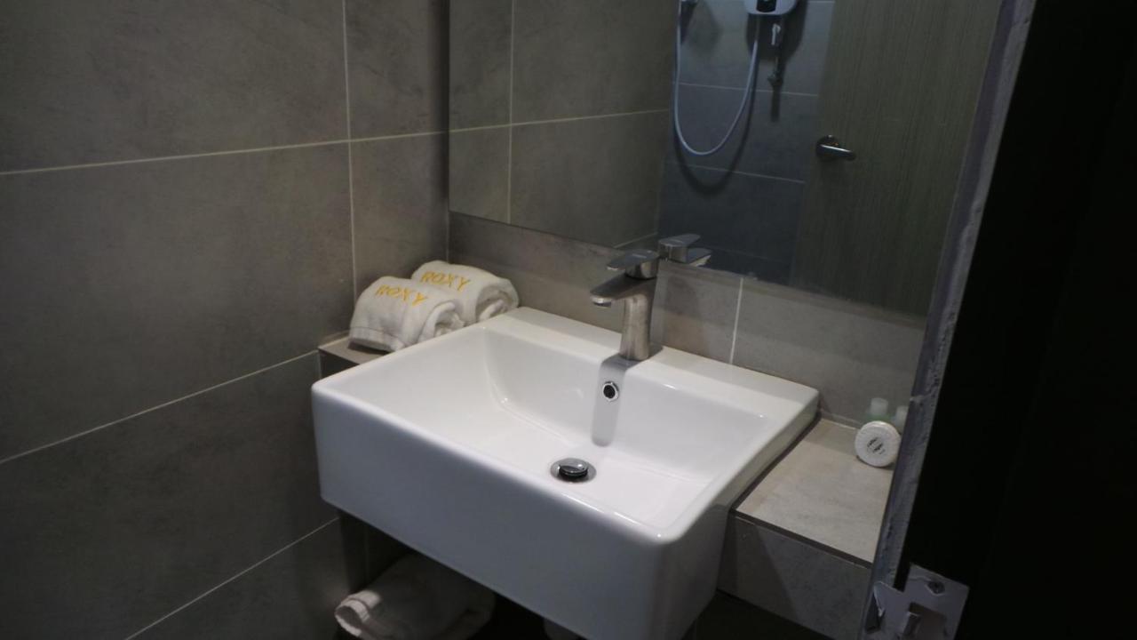 Roxy Sematan Villa & Townhouse Экстерьер фото