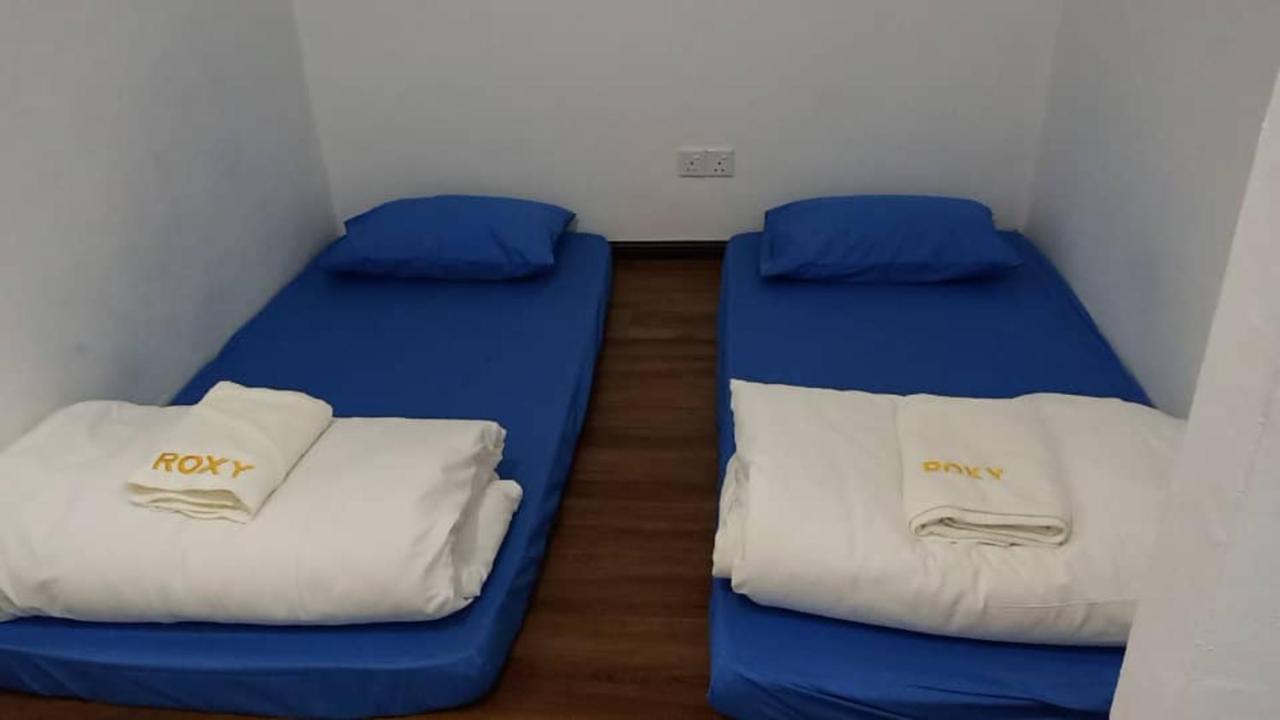 Roxy Sematan Villa & Townhouse Экстерьер фото