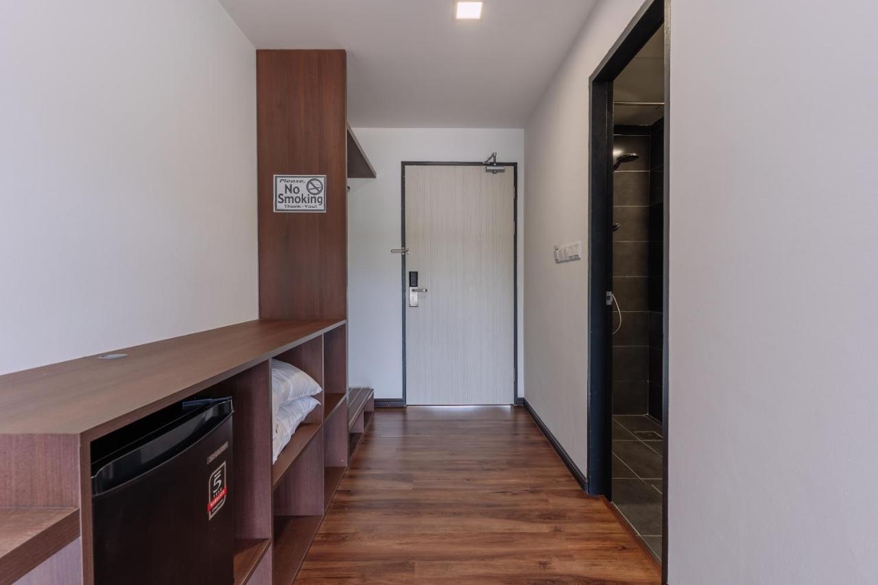 Roxy Sematan Villa & Townhouse Экстерьер фото
